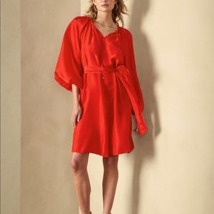 ❤️ BANANA REPUBLIC 100% RED SILK DRESS ❤️